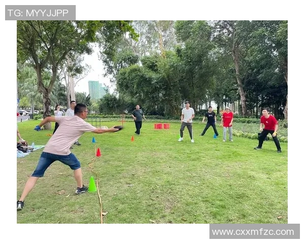 杭州飞盘队与广州飞盘队赛后复盘分析个人能力的对比与启示